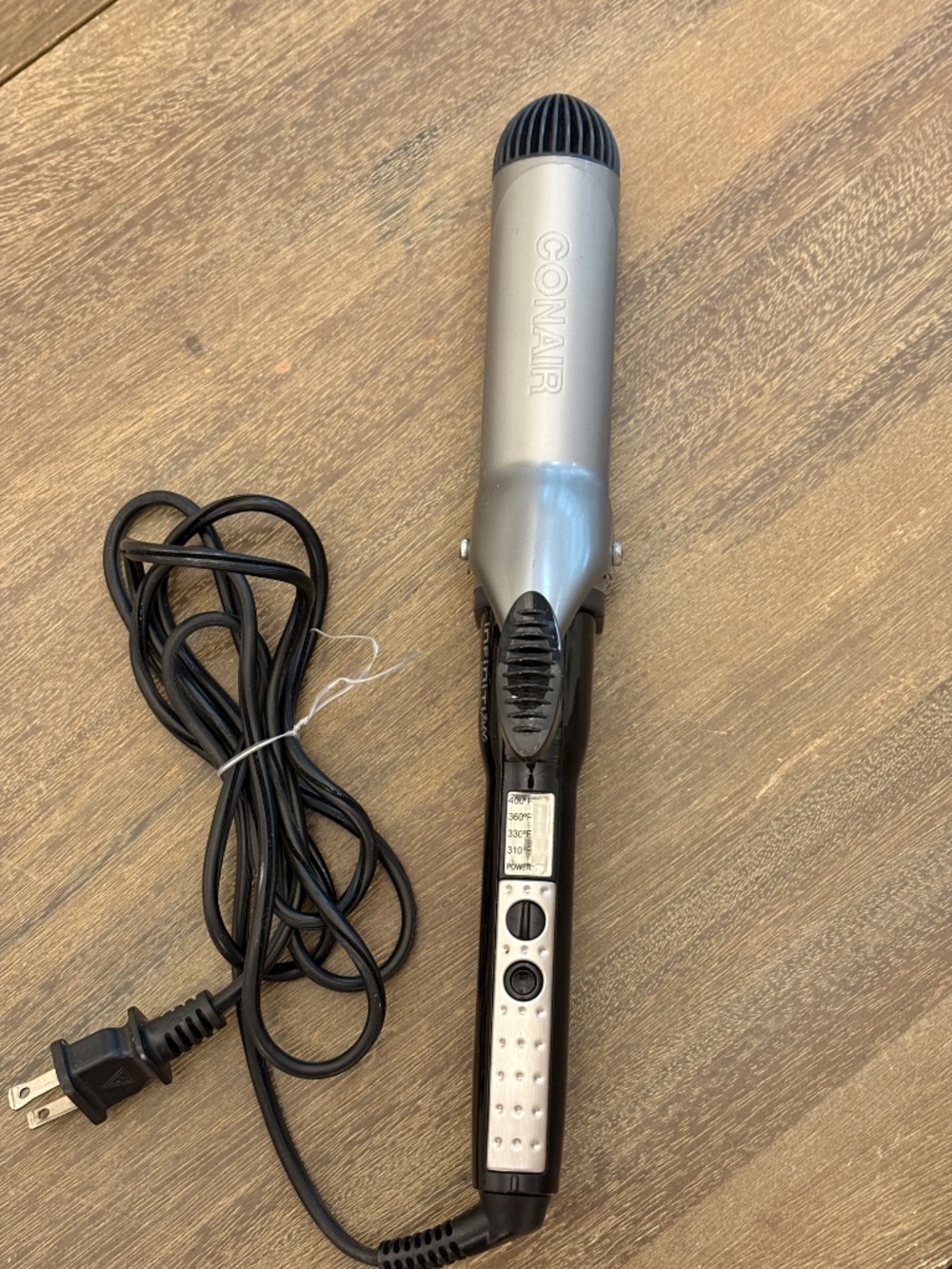 Conair Infinity Pro 1.5 Inch Barrel - Picture 2 of 5